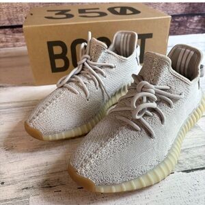 YEEZY  BOOST 350